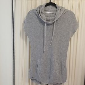 ATHLETA Sleeveless hooded Sweater with Pockets
